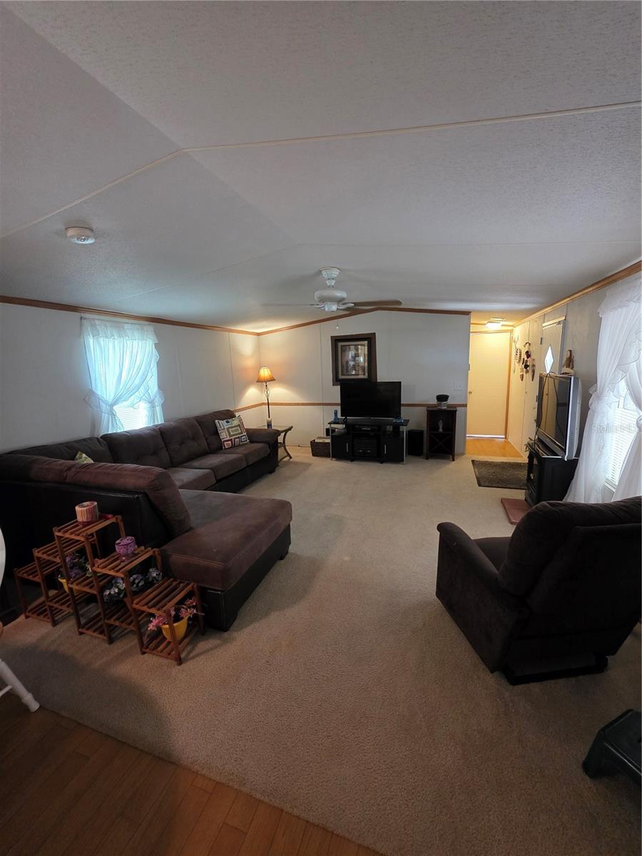 Image 3 of 30 For 2880 Cr 426a