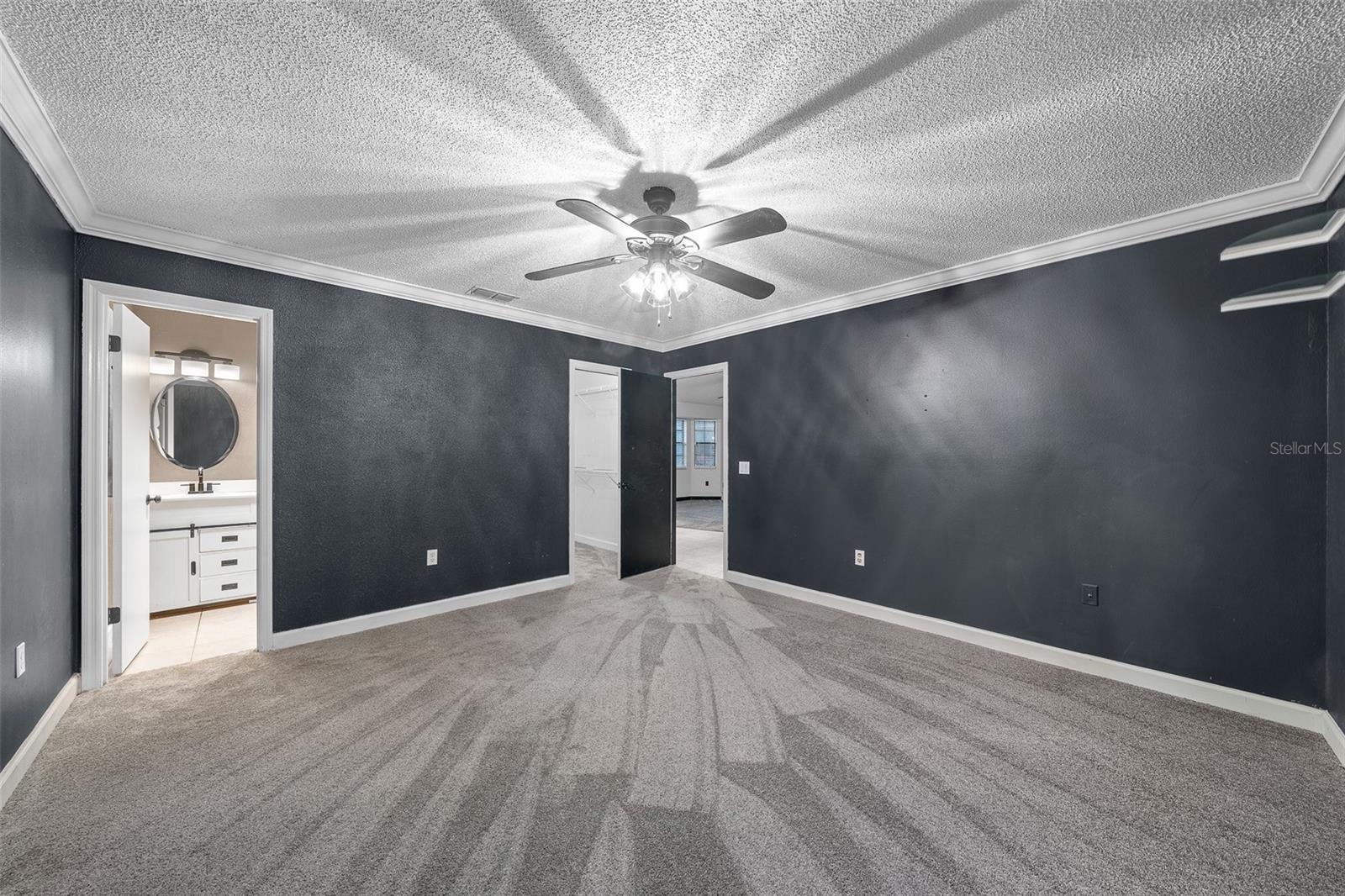 Image 19 of 51 For 5011 33rd Avenue