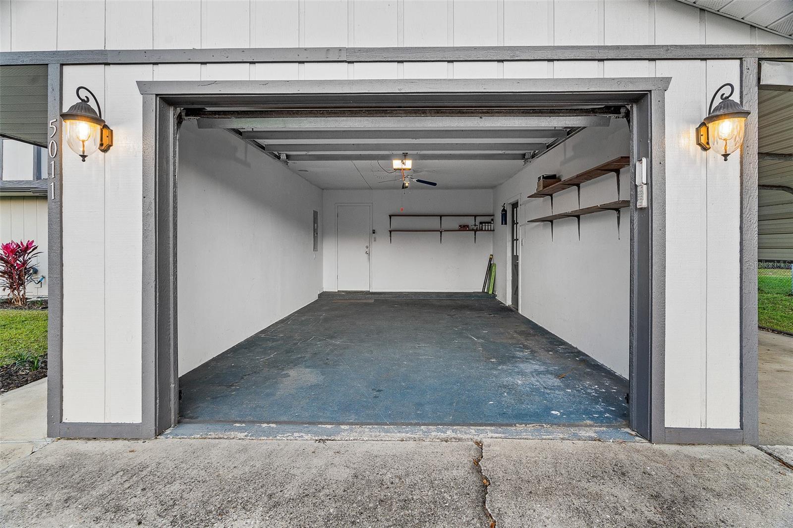 Image 39 of 51 For 5011 33rd Avenue