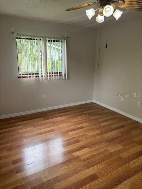 Image 9 of 18 For 10405 98th Terrace