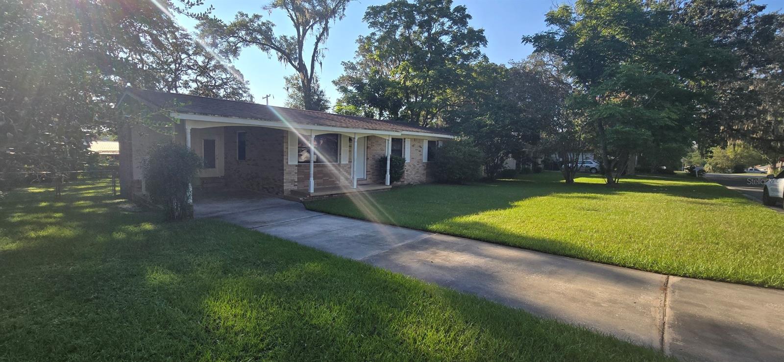 Image 2 of 13 For 715 33rd Avenue