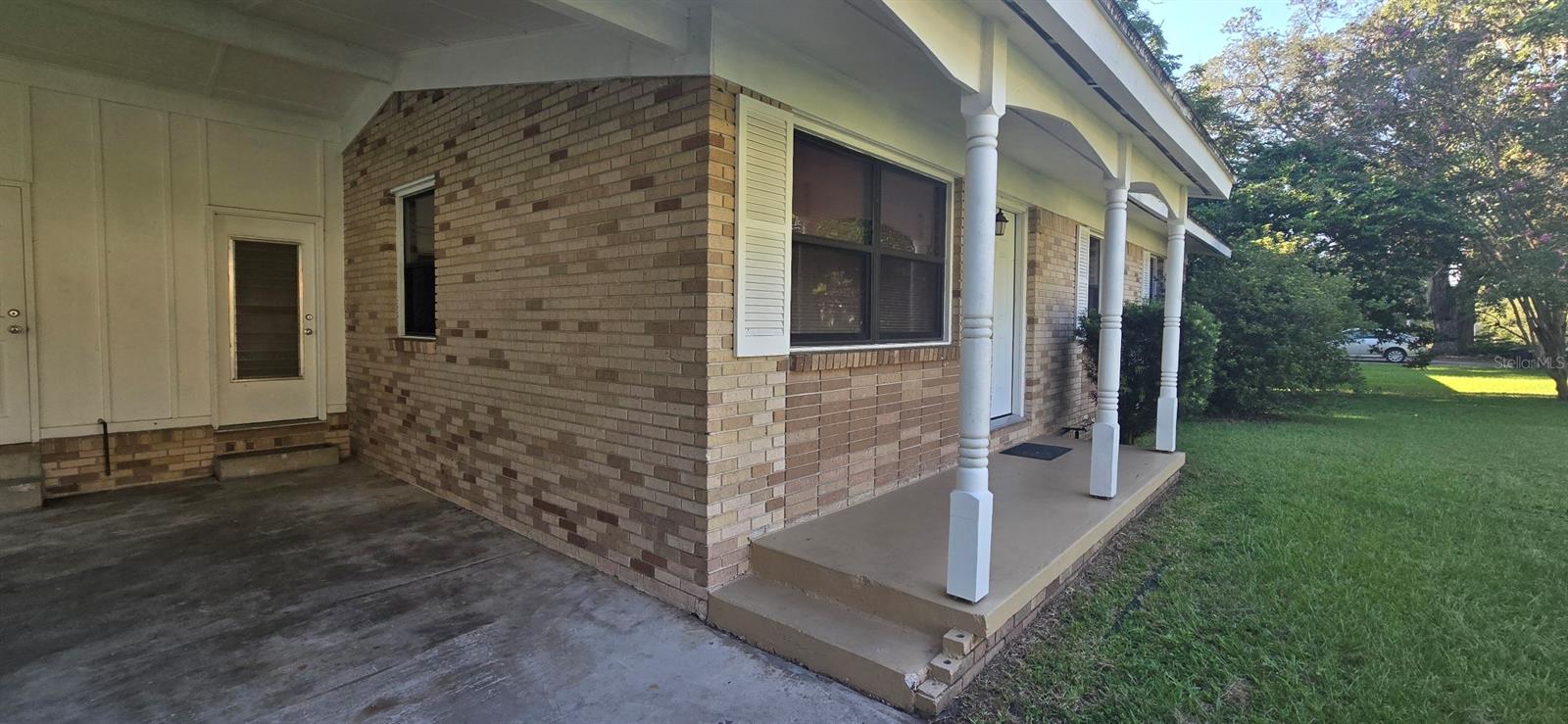 Image 3 of 13 For 715 33rd Avenue
