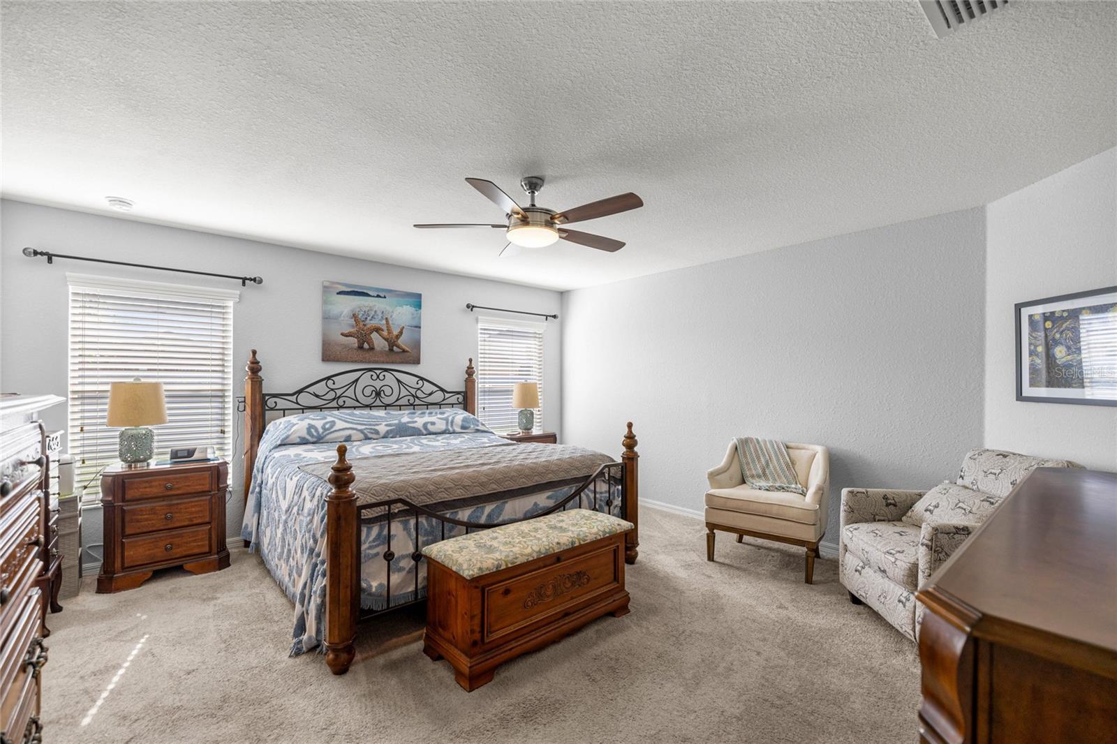 Image 17 of 38 For 9933 52nd Court