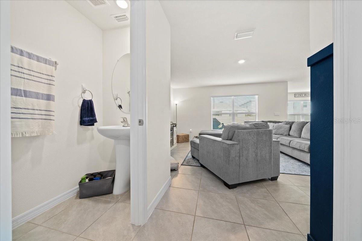 Image 11 of 62 For 8746 45th Court