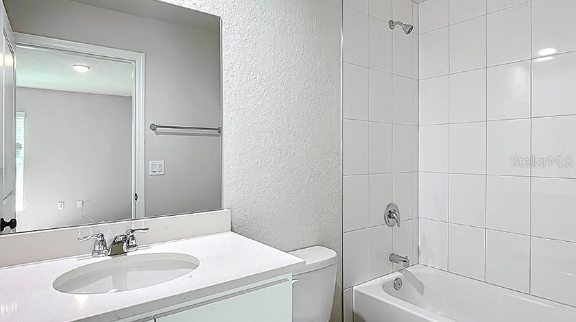 Listing photo id 17 for 9011 Travis Drive