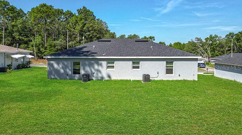 Listing photo id 19 for 9011 Travis Drive