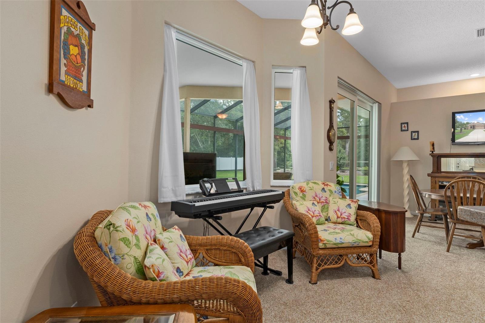 Image 18 of 57 For 6081 Kingwood Terrace