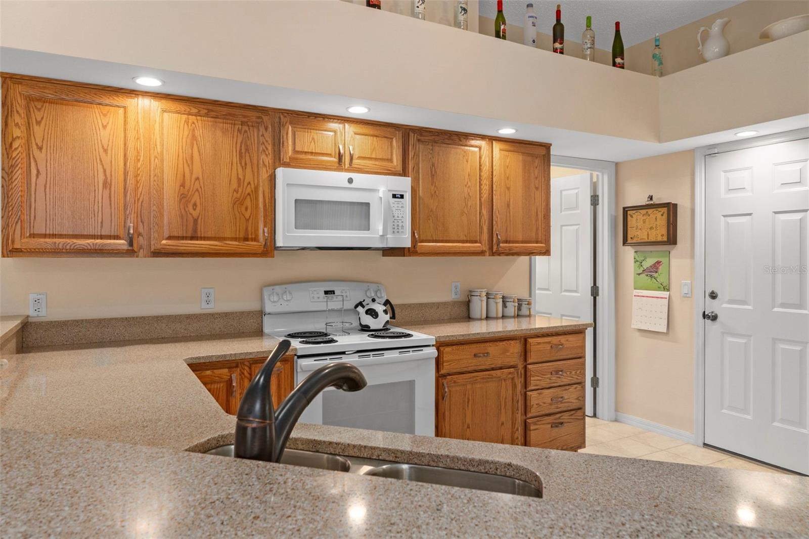 Image 23 of 57 For 6081 Kingwood Terrace