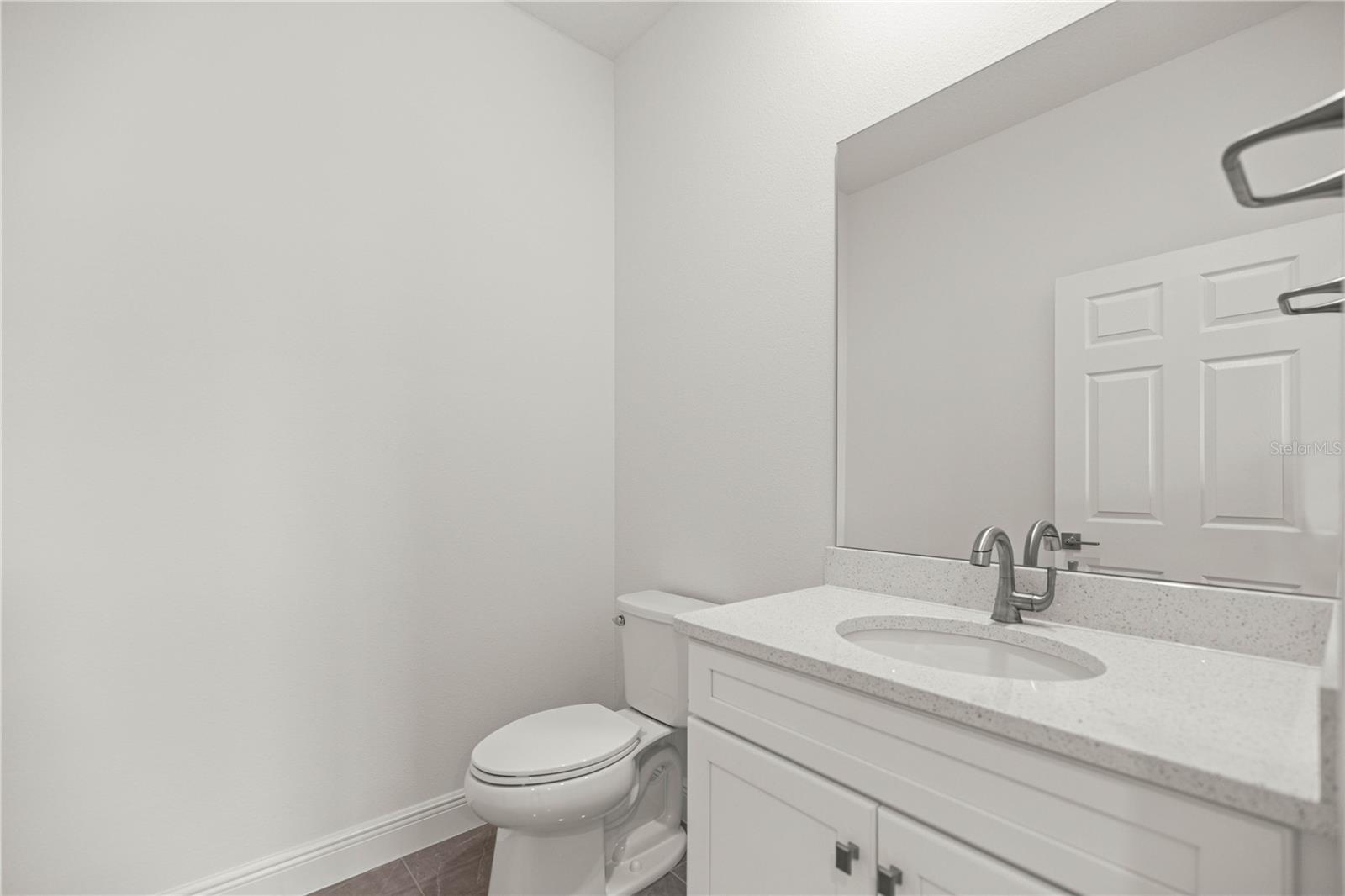 Image 10 of 47 For 5711 78th Avenue