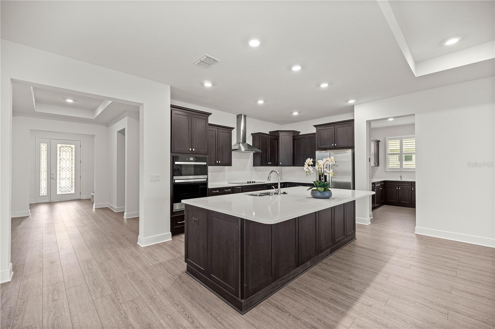 Image 15 of 47 For 5711 78th Avenue