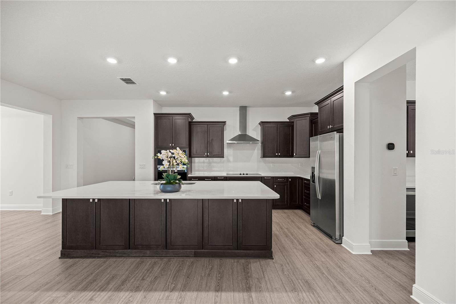 Image 17 of 47 For 5711 78th Avenue