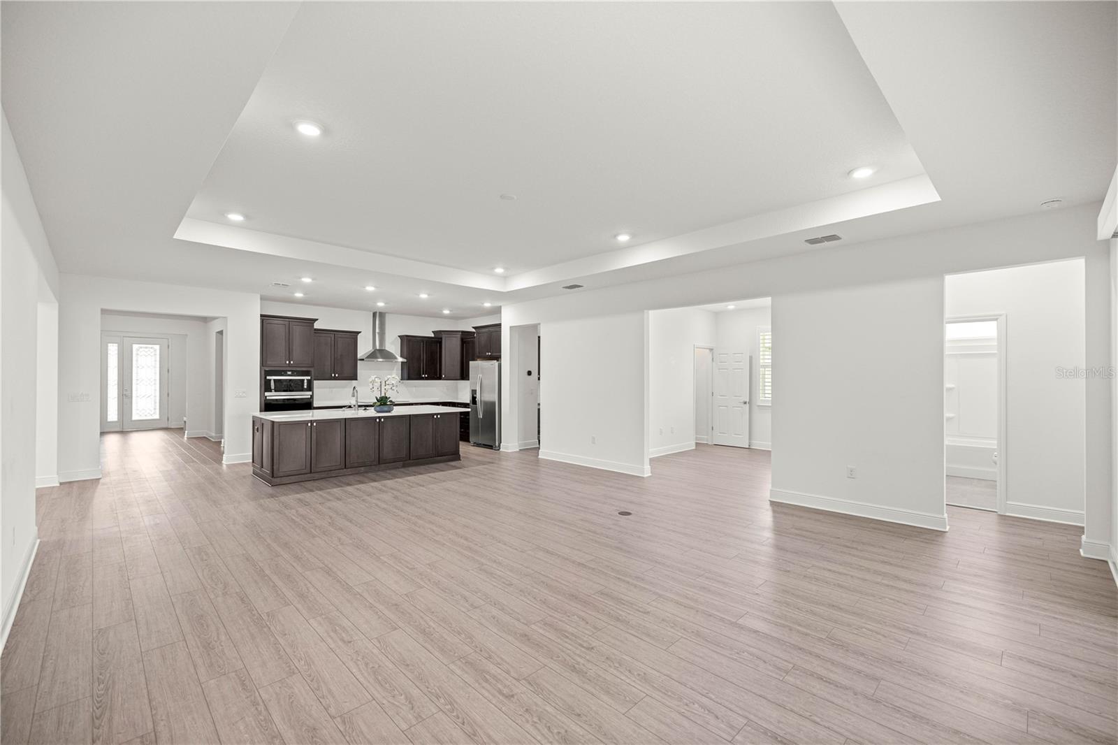 Image 20 of 47 For 5711 78th Avenue