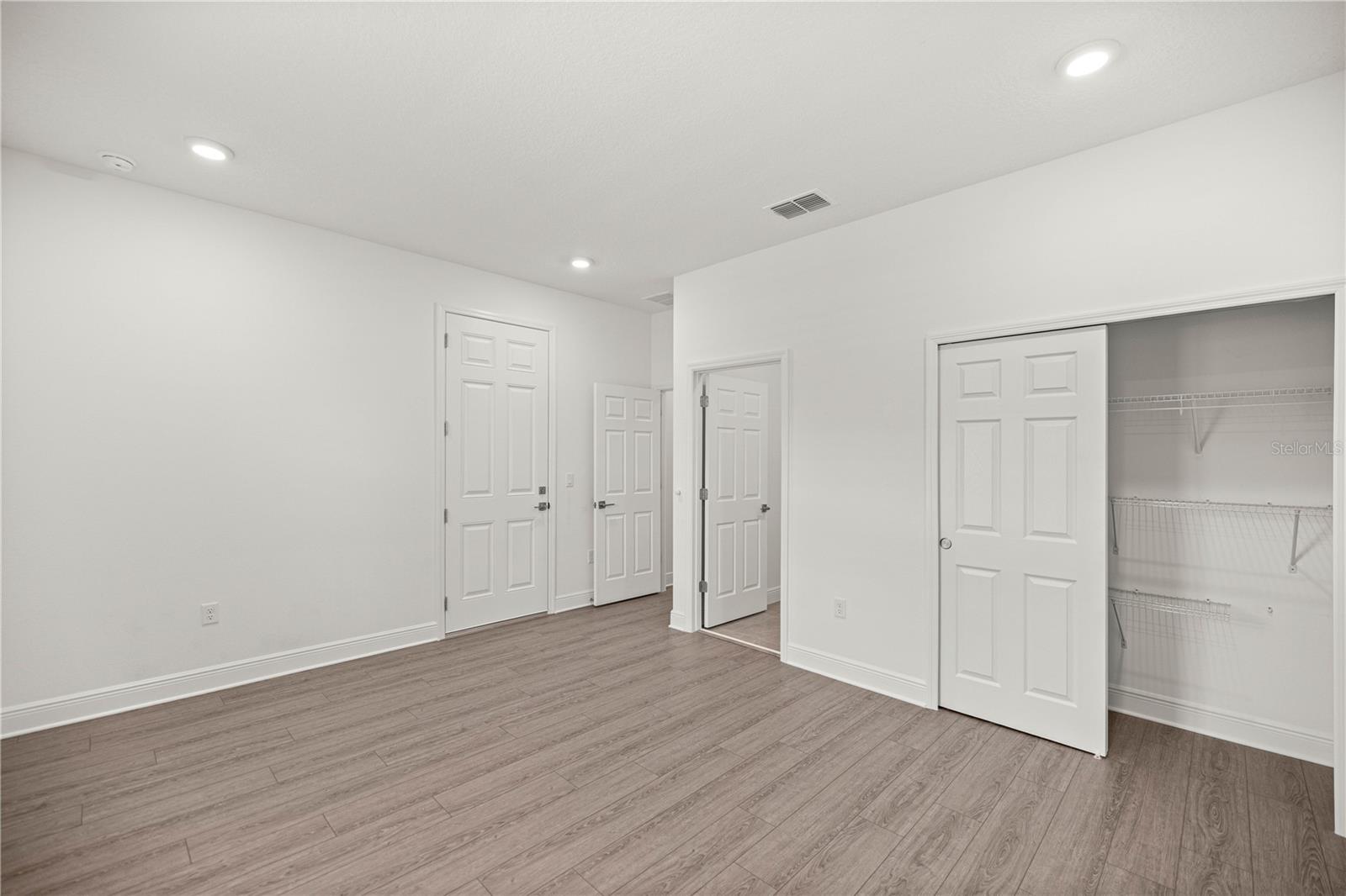 Image 9 of 47 For 5711 78th Avenue