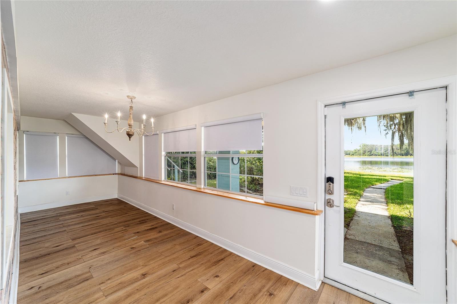 Listing photo id 8 for 10399 218th Lane Road