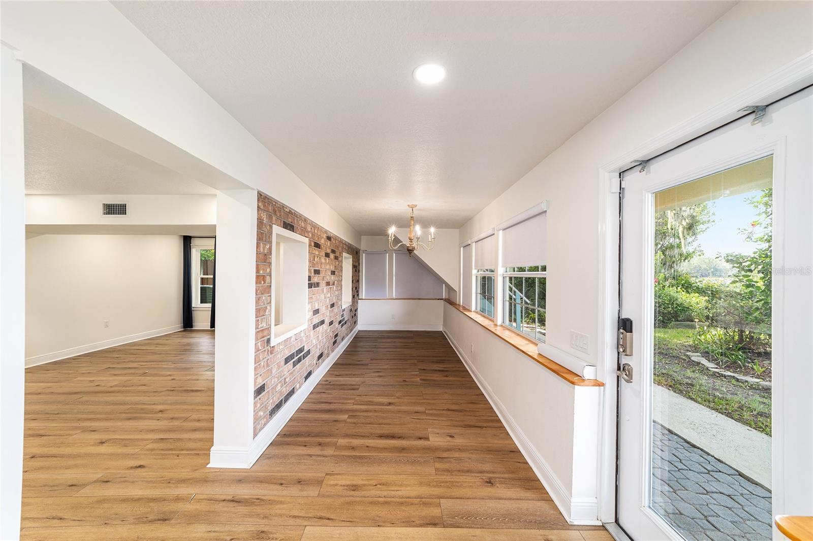 Listing photo id 9 for 10399 218th Lane Road