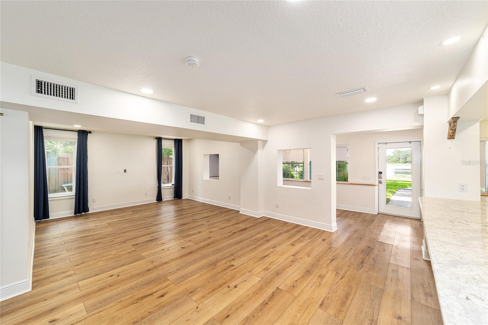 Listing photo id 24 for 10399 218th Lane Road