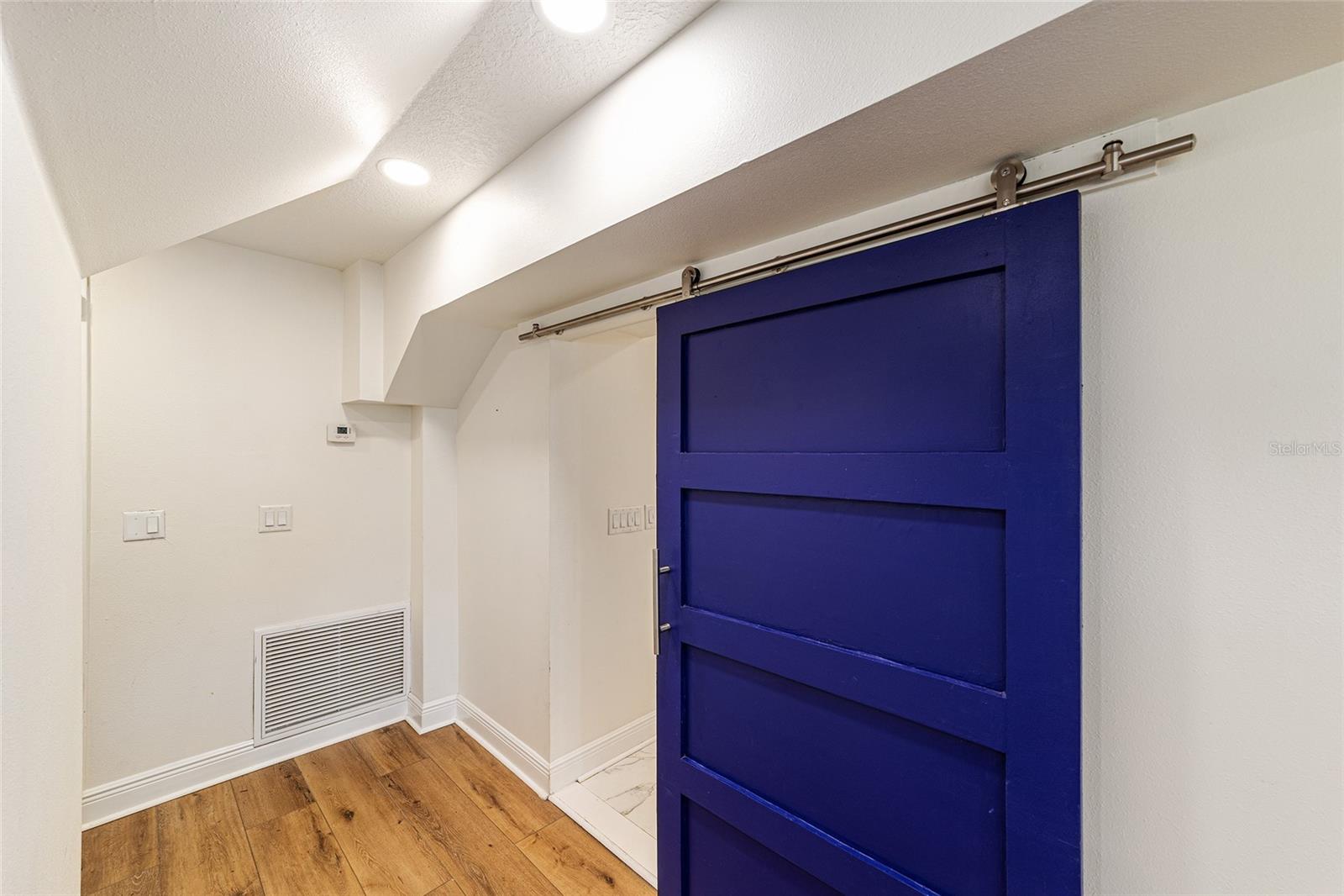 Listing photo id 27 for 10399 218th Lane Road
