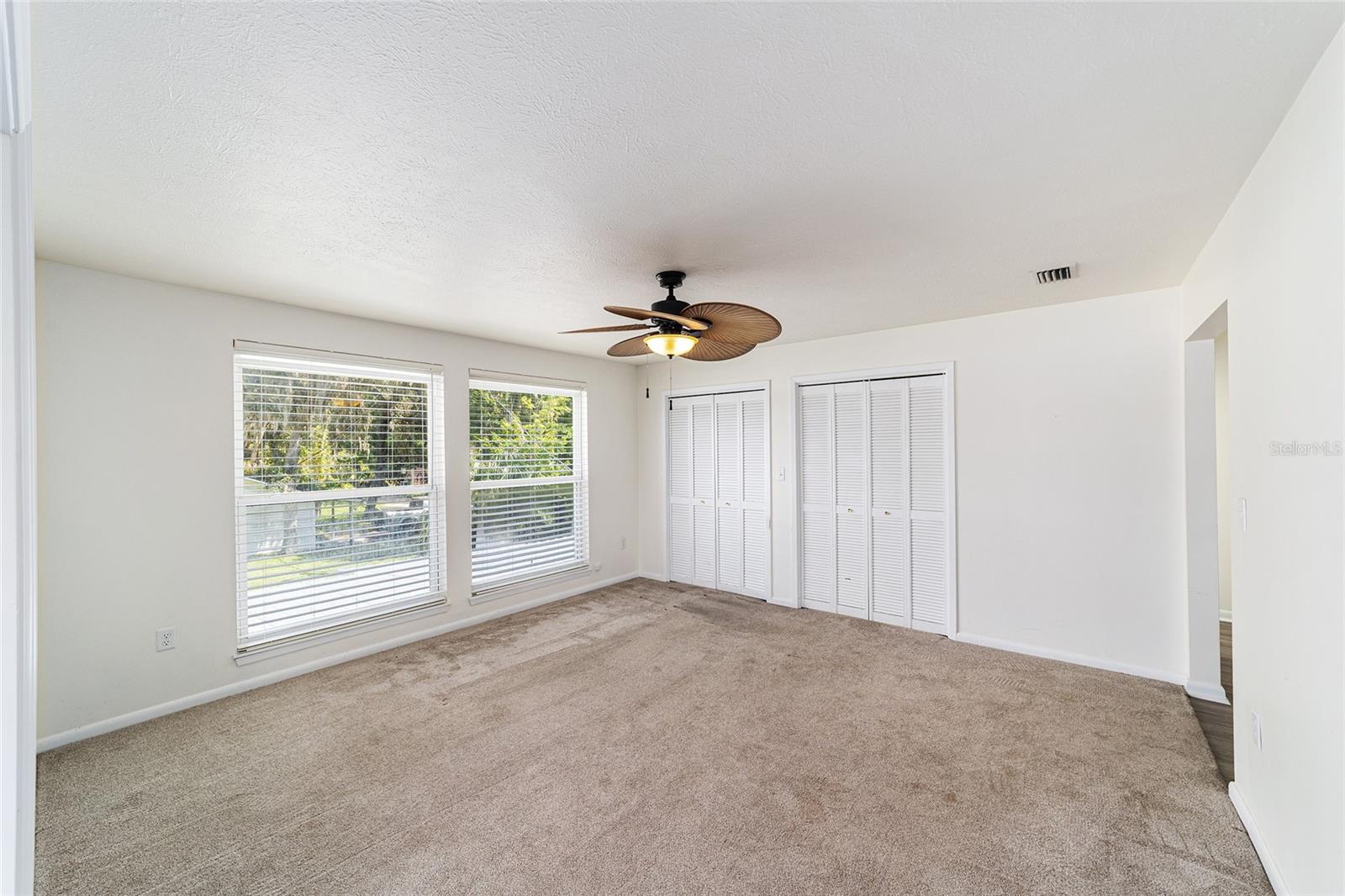 Listing photo id 35 for 10399 218th Lane Road