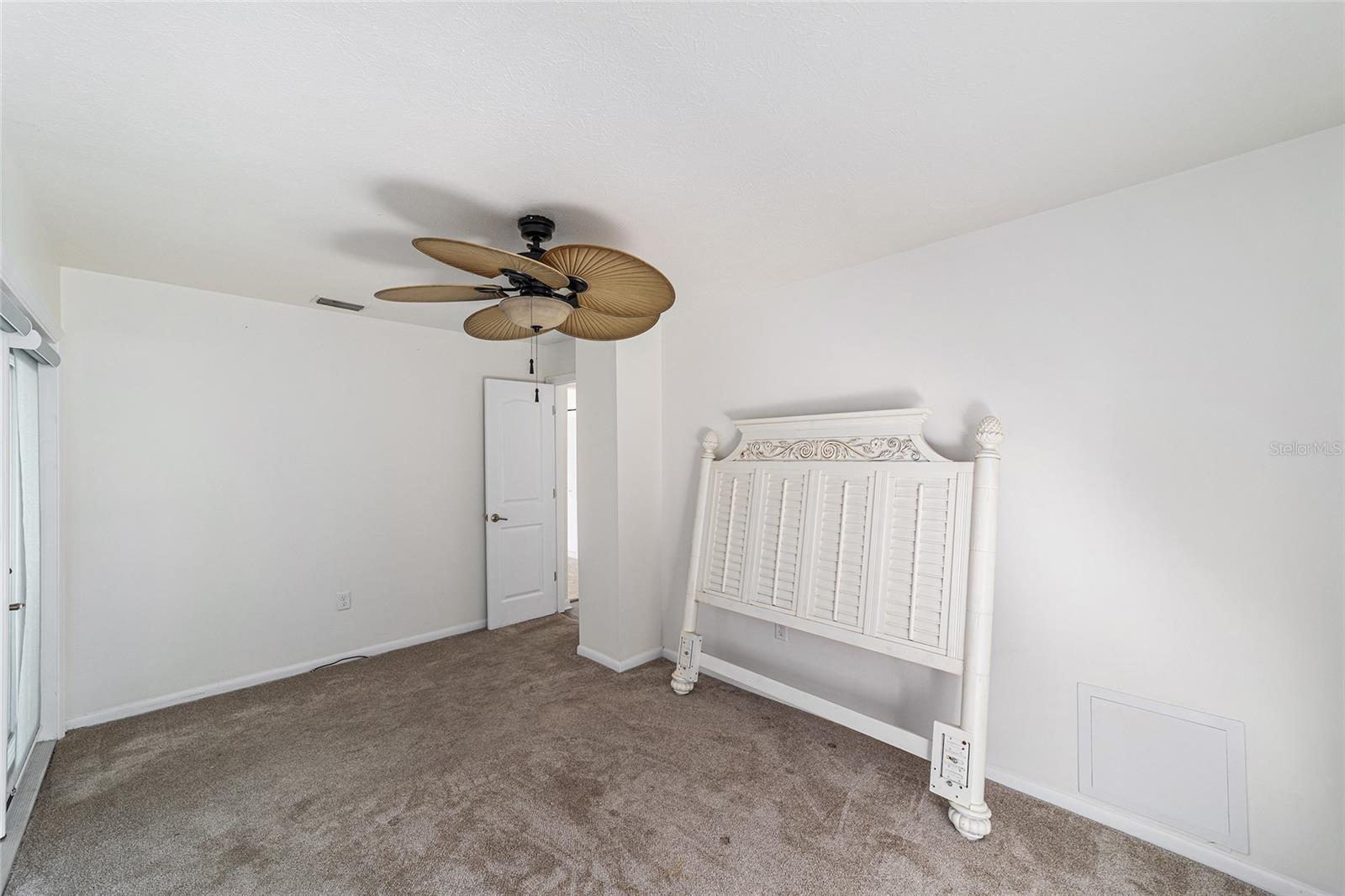 Listing photo id 38 for 10399 218th Lane Road
