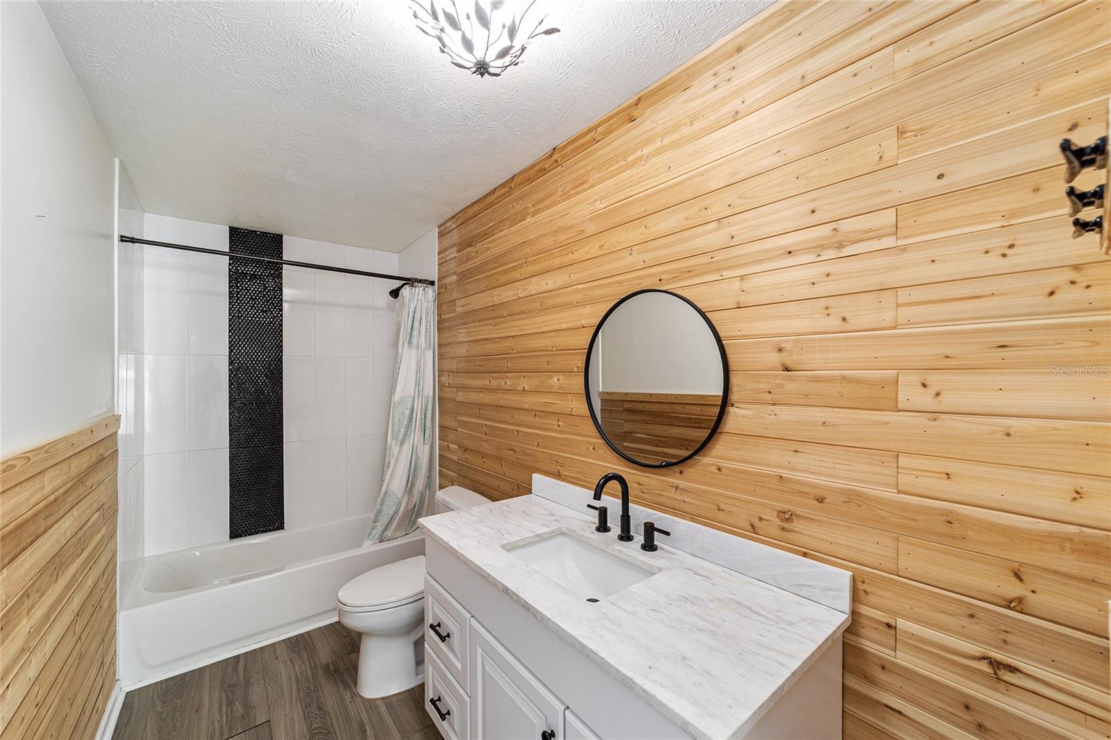 Listing photo id 39 for 10399 218th Lane Road
