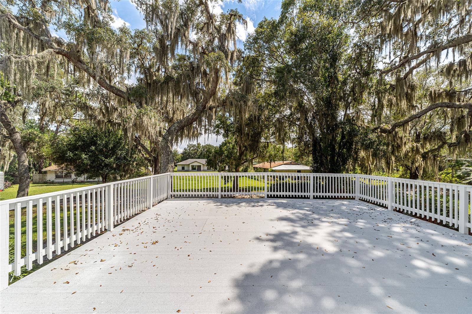 Listing photo id 46 for 10399 218th Lane Road