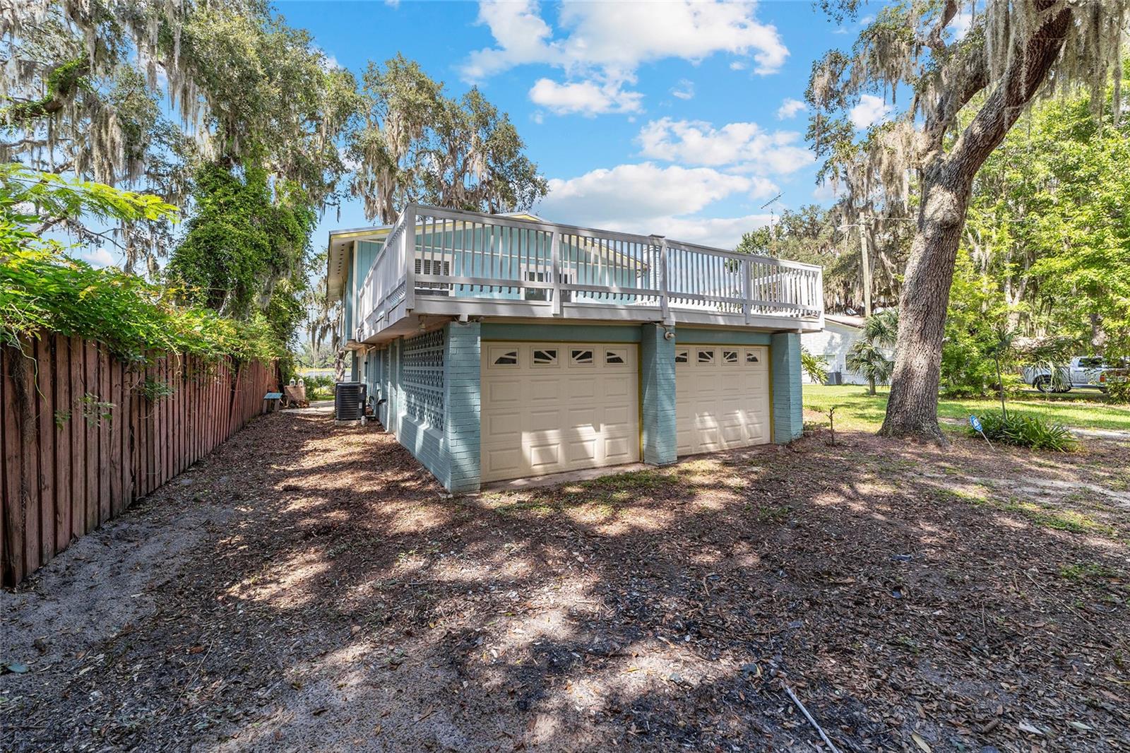 Listing photo id 54 for 10399 218th Lane Road