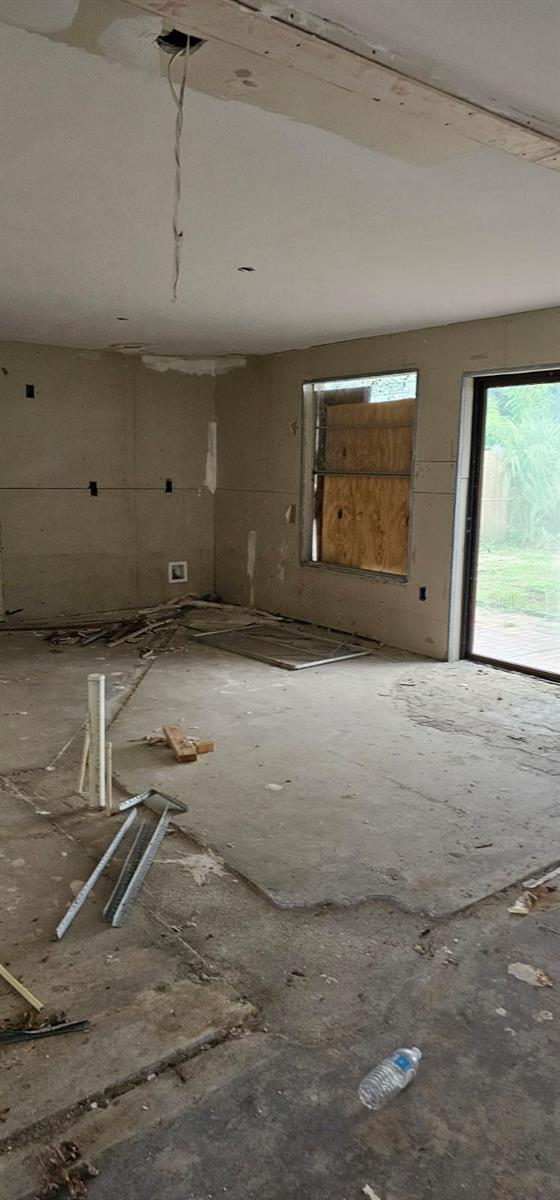 Image 3 of 8 For 811 40th Avenue Ne