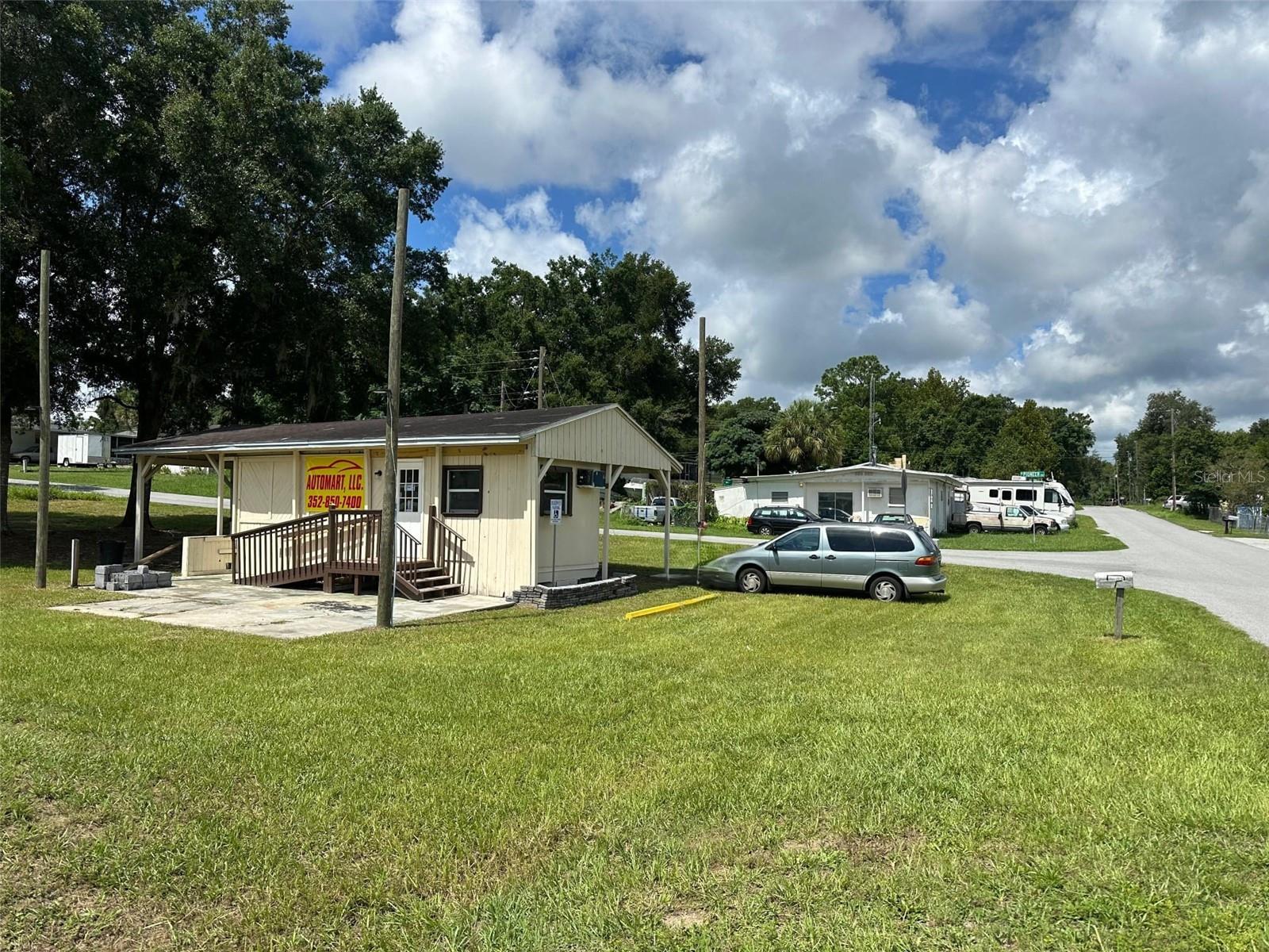 Listing photo id 1 for 4662 Carl G Rose Highway
