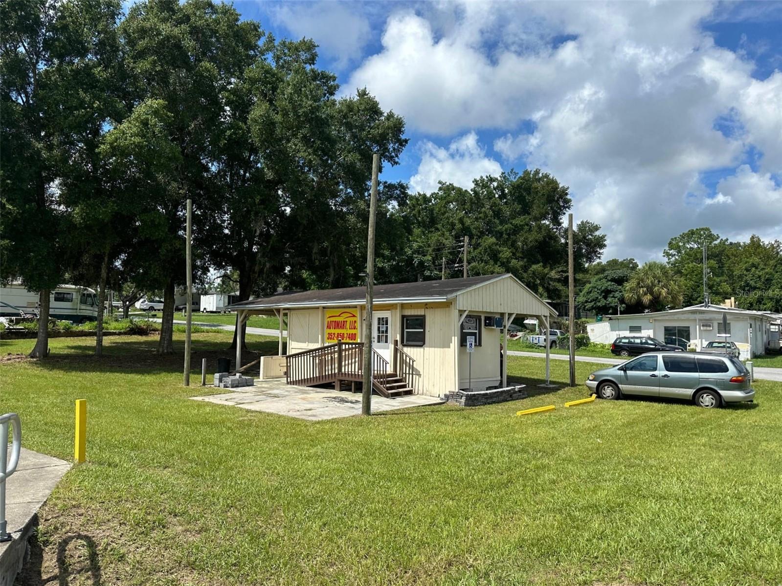 Listing photo id 6 for 4662 Carl G Rose Highway