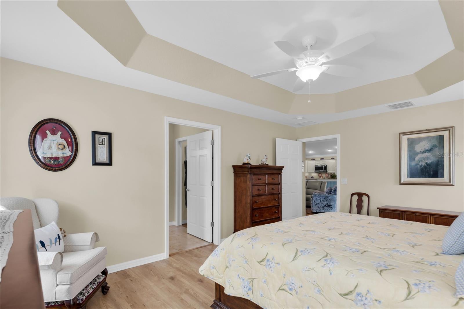 Listing photo id 19 for 491 Harlow Lane