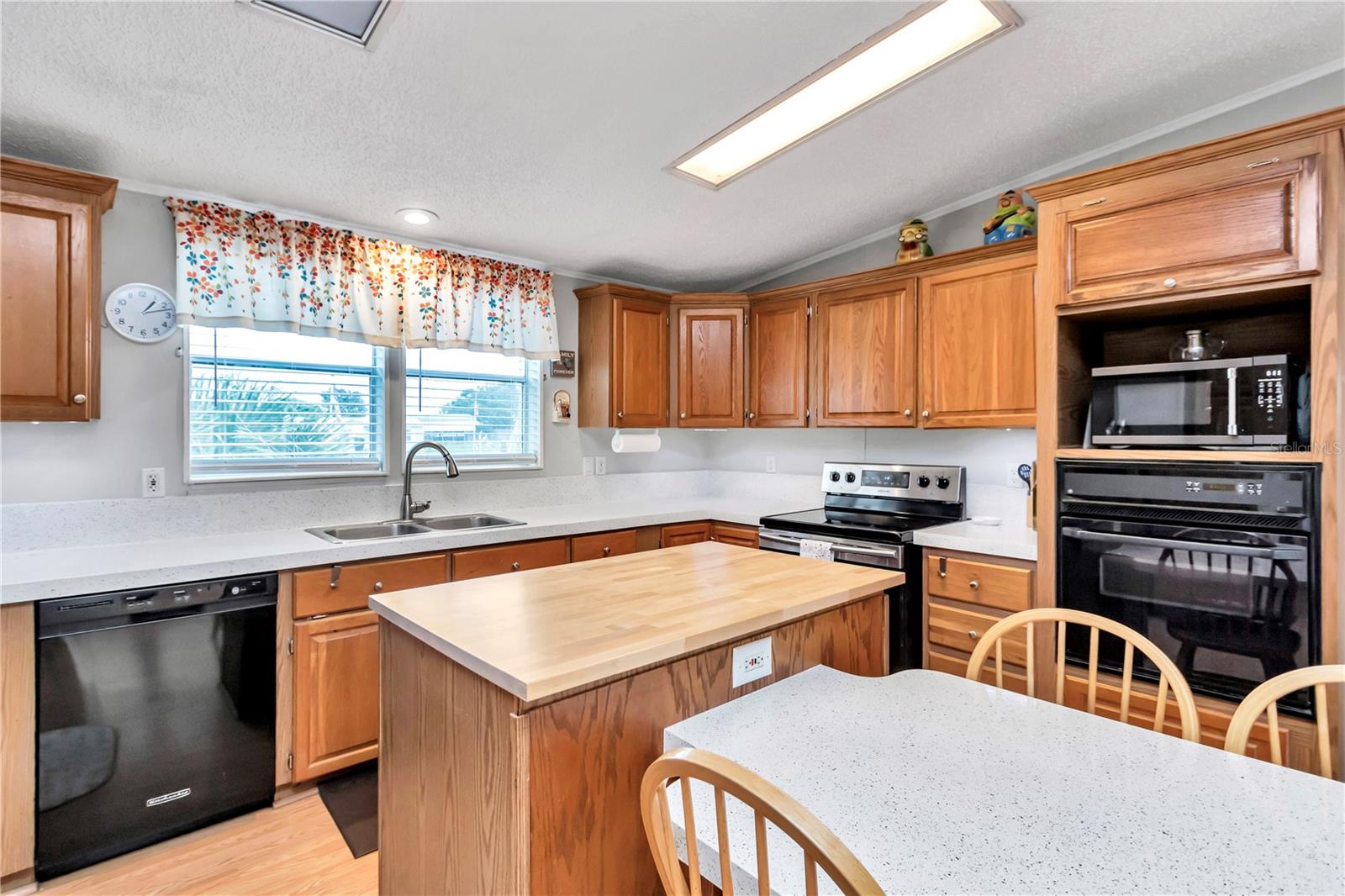 Image 11 of 40 For 7823 County Road 109