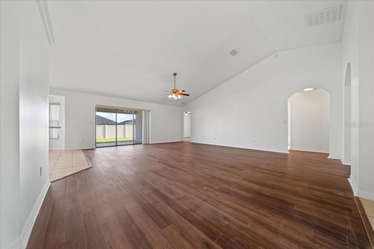 Image 10 of 77 For 5659 89th Place