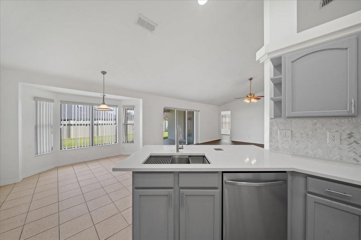 Image 17 of 77 For 5659 89th Place