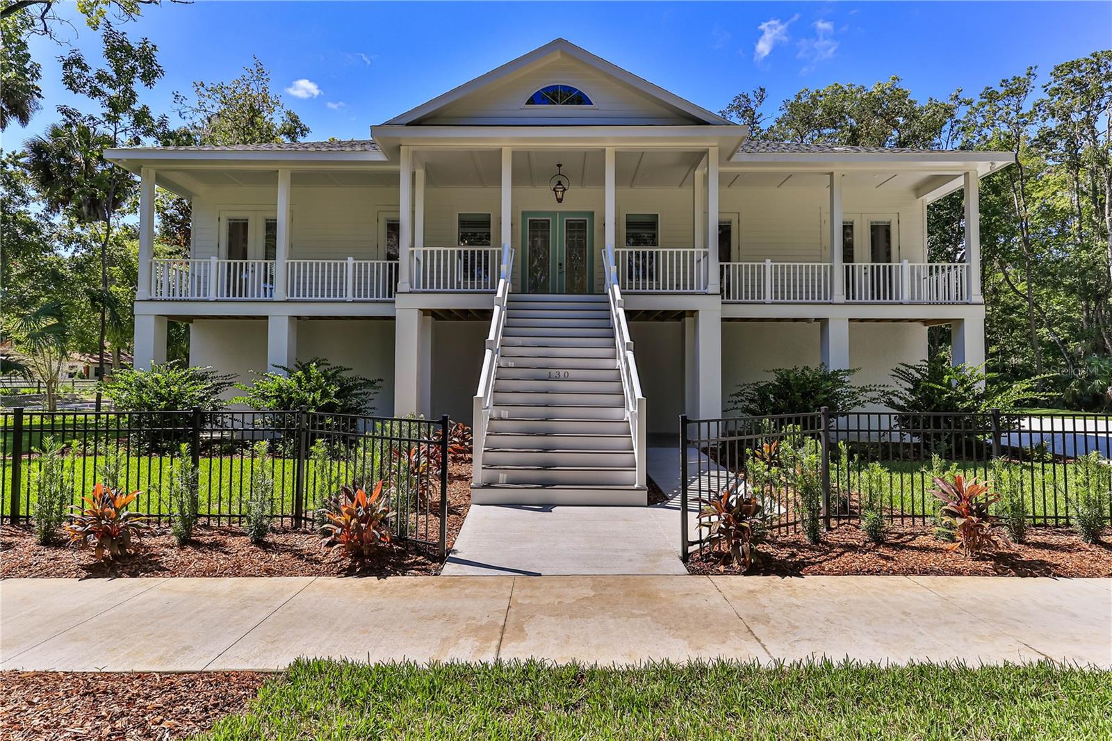 Image 6 of 56 For 130 Crystal Street