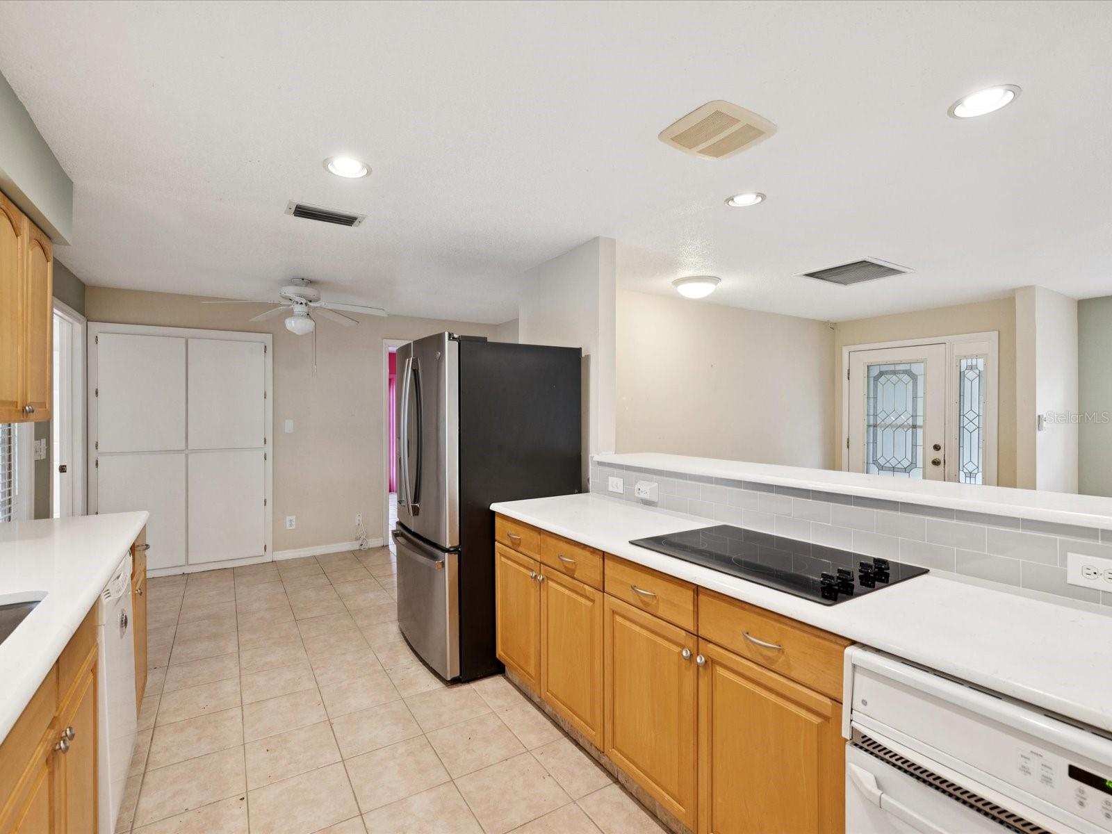 Image 16 of 79 For 2554 Rolling Oaks Drive