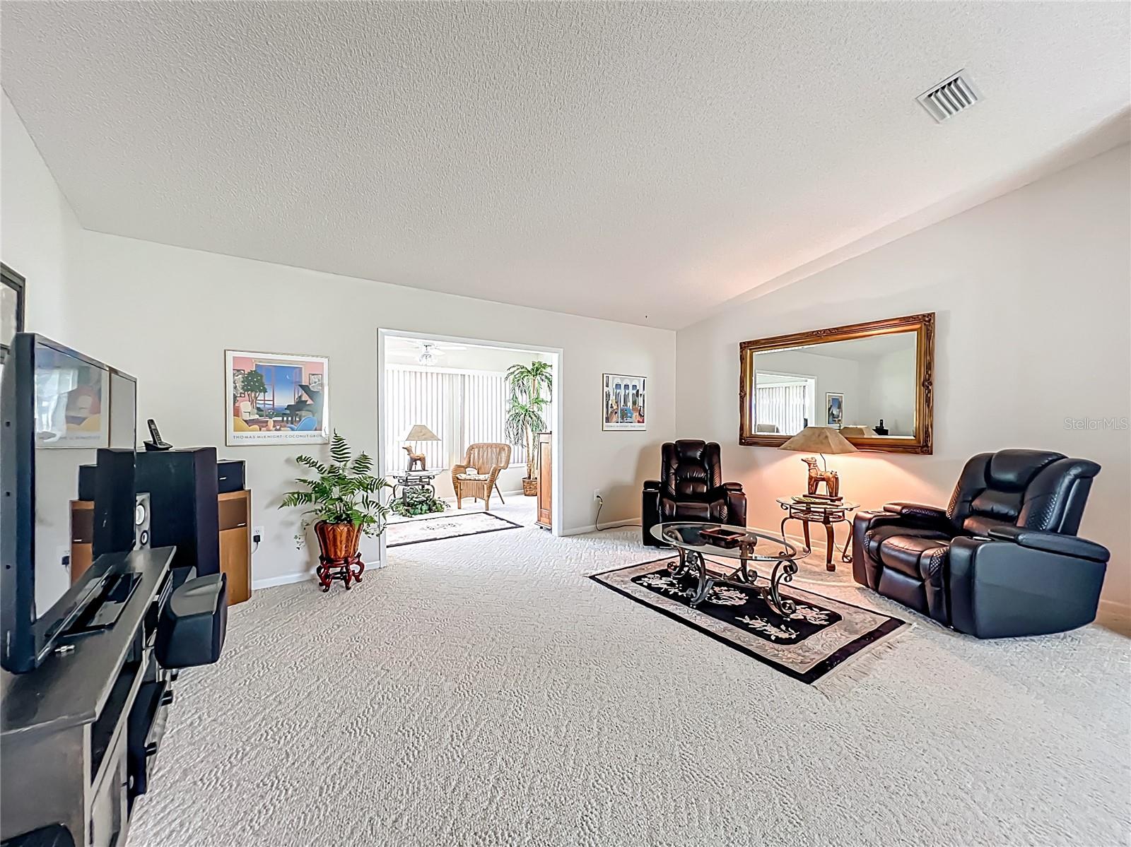 Image 21 of 45 For 10648 83rd Avenue