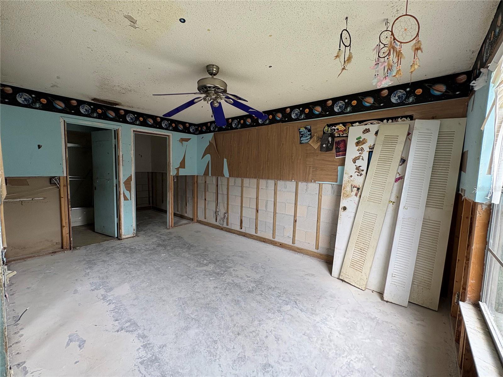 Image 5 of 15 For 408 Northlake Drive
