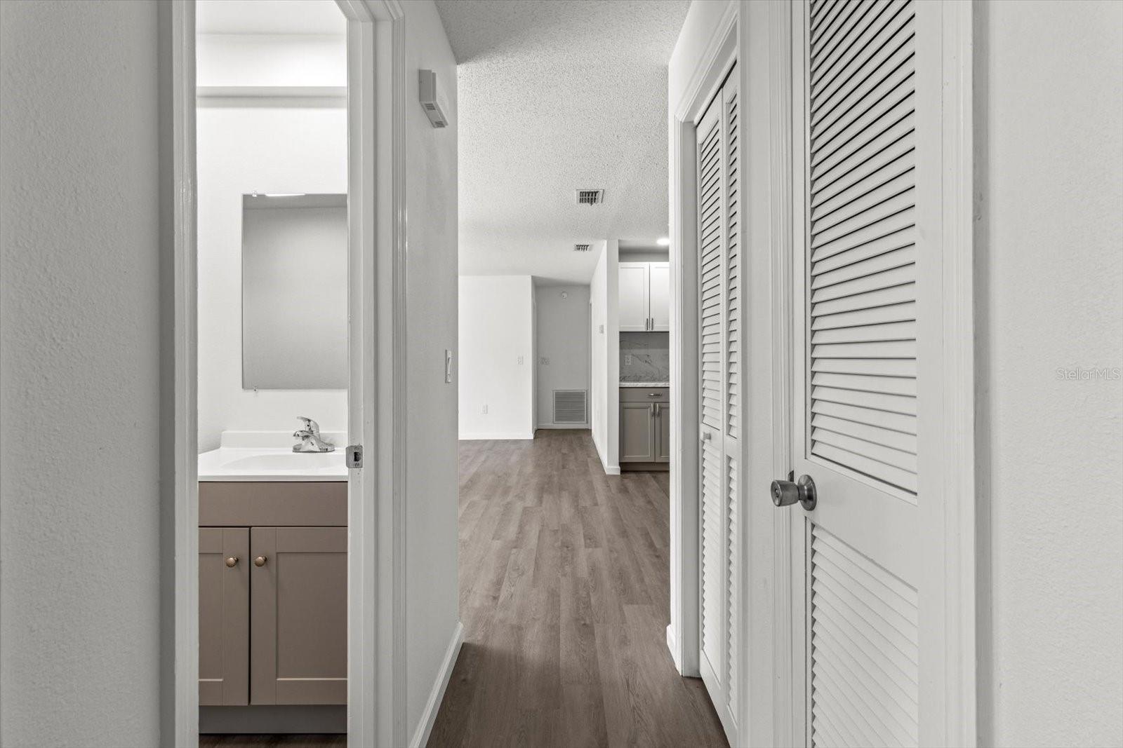 Listing photo id 16 for 5700 Calgary Terrace