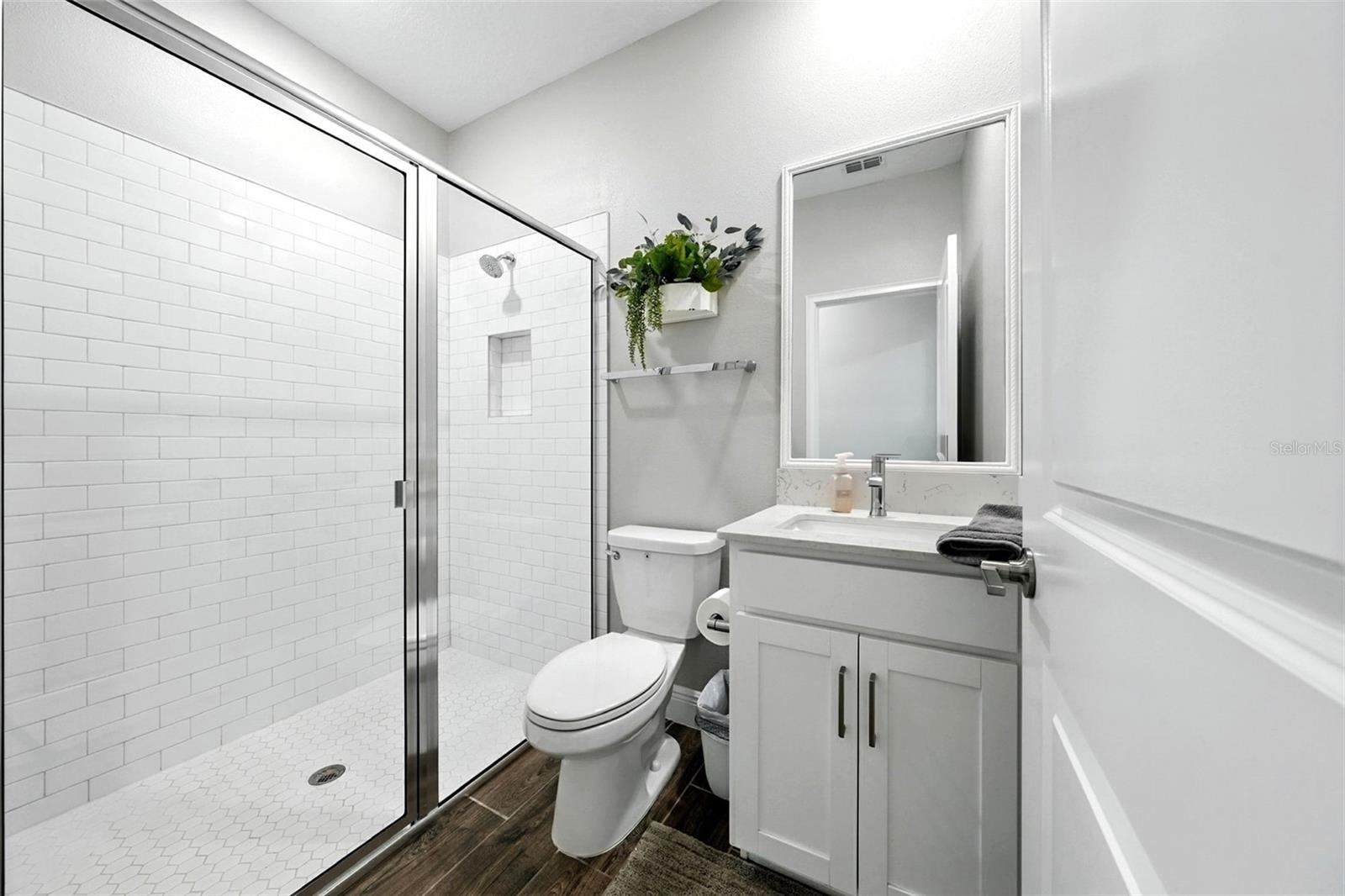 Image 39 of 61 For 469 38th Street