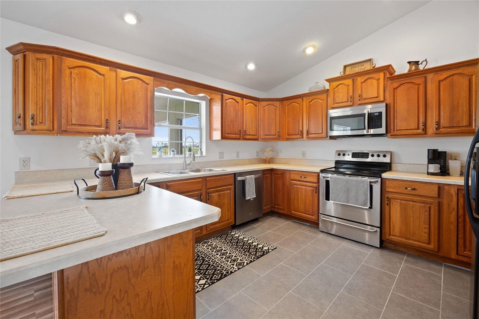 Image 10 of 43 For 6784 89th Street