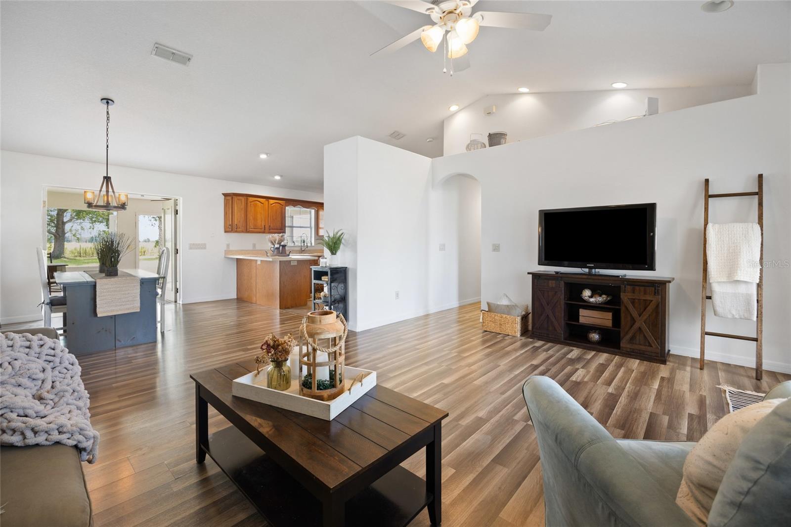 Image 6 of 43 For 6784 89th Street