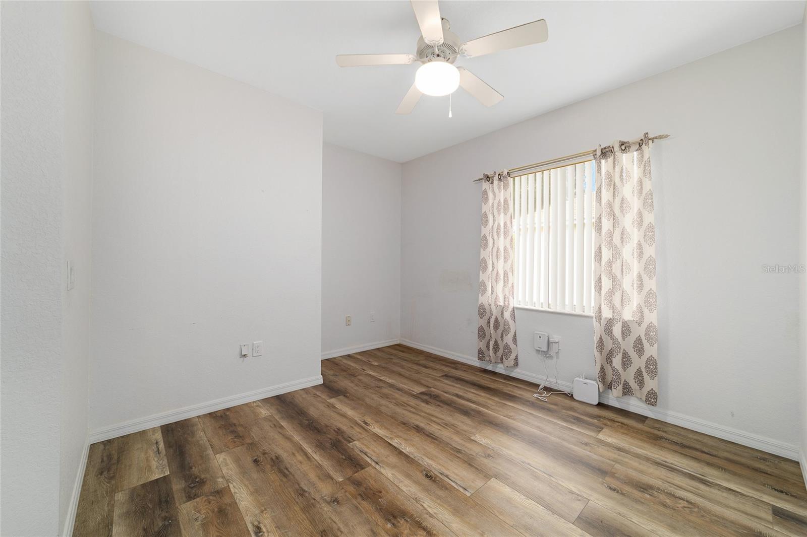 Image 9 of 22 For 12792 90th Court Road