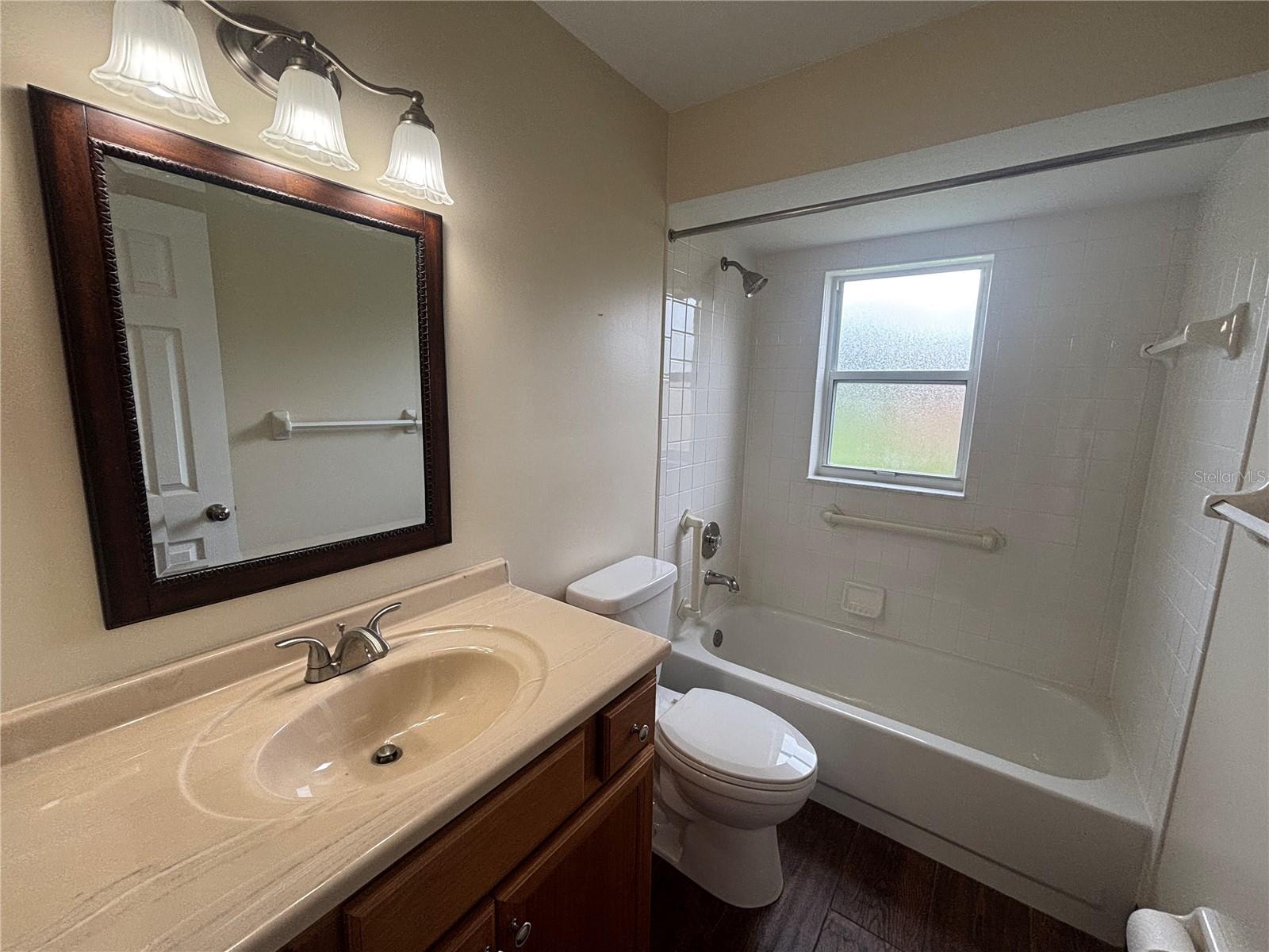 Image 10 of 27 For 11010 58th Avenue Road