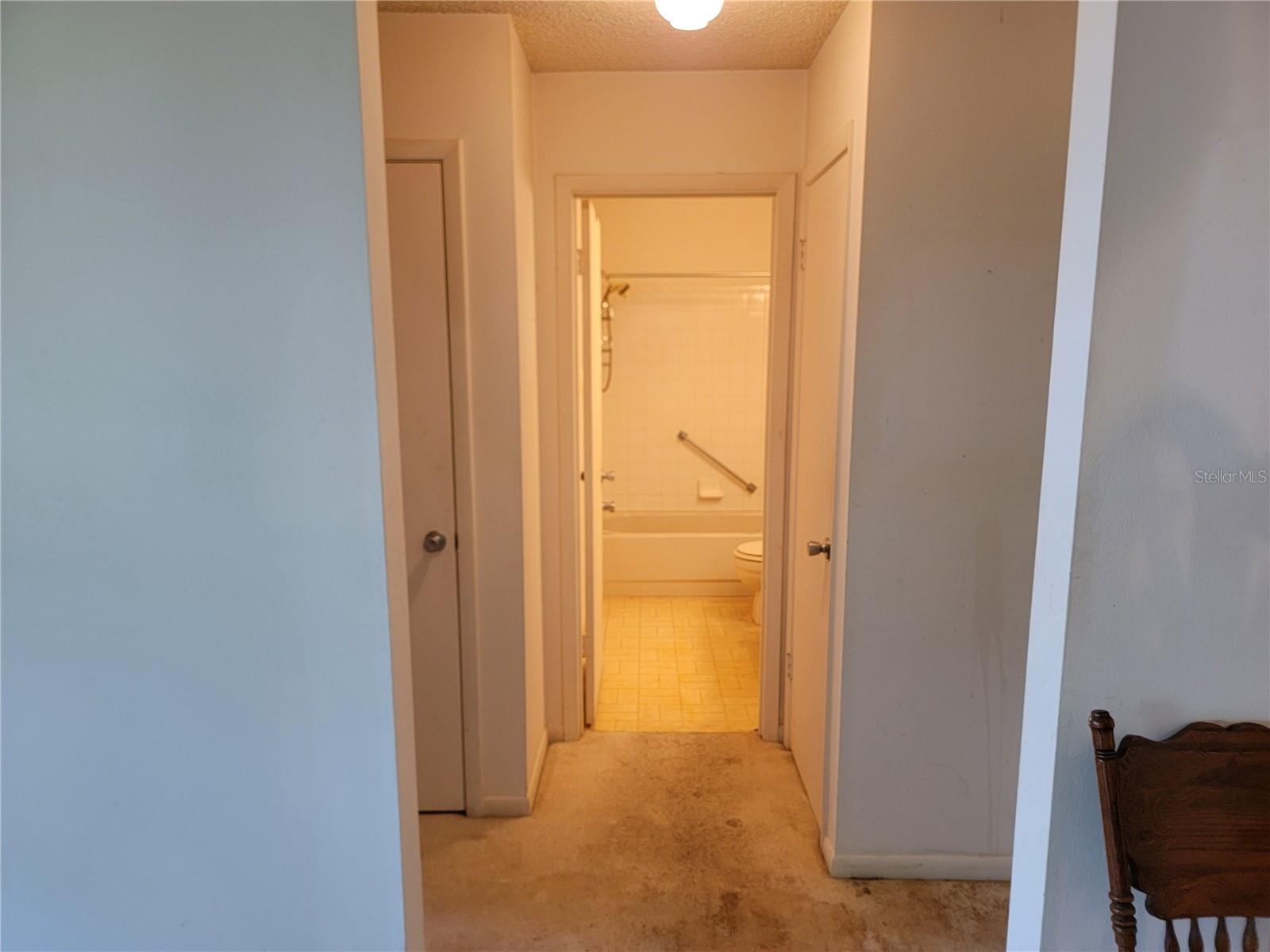 Image 11 of 31 For 8710 96th Street C