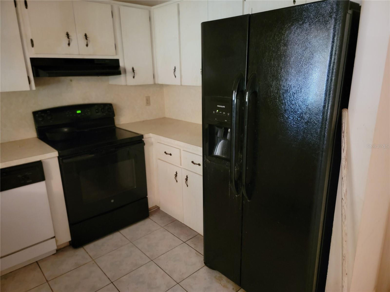 Image 17 of 31 For 8710 96th Street C