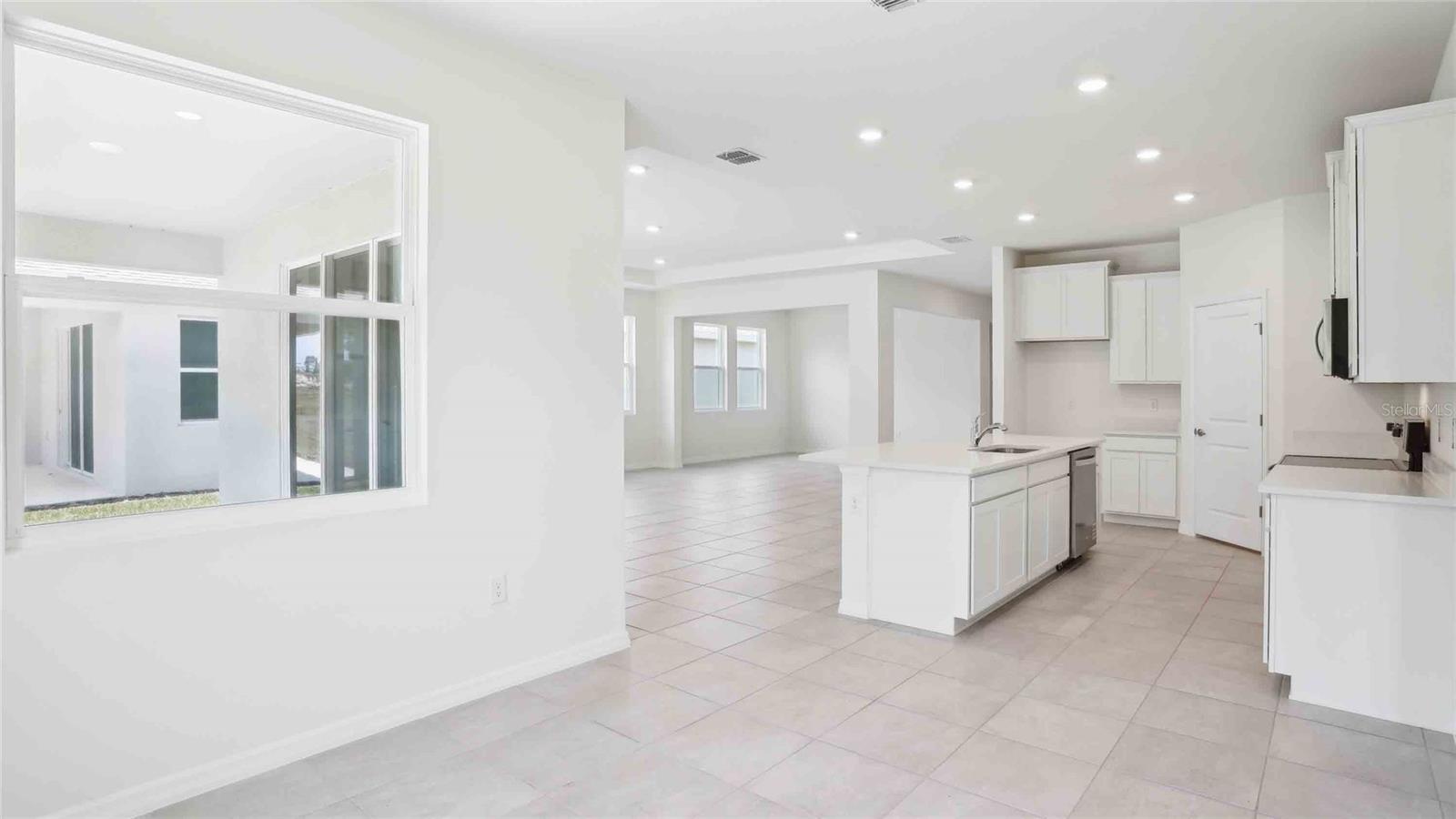 Image 14 of 22 For 6040 46th Drive