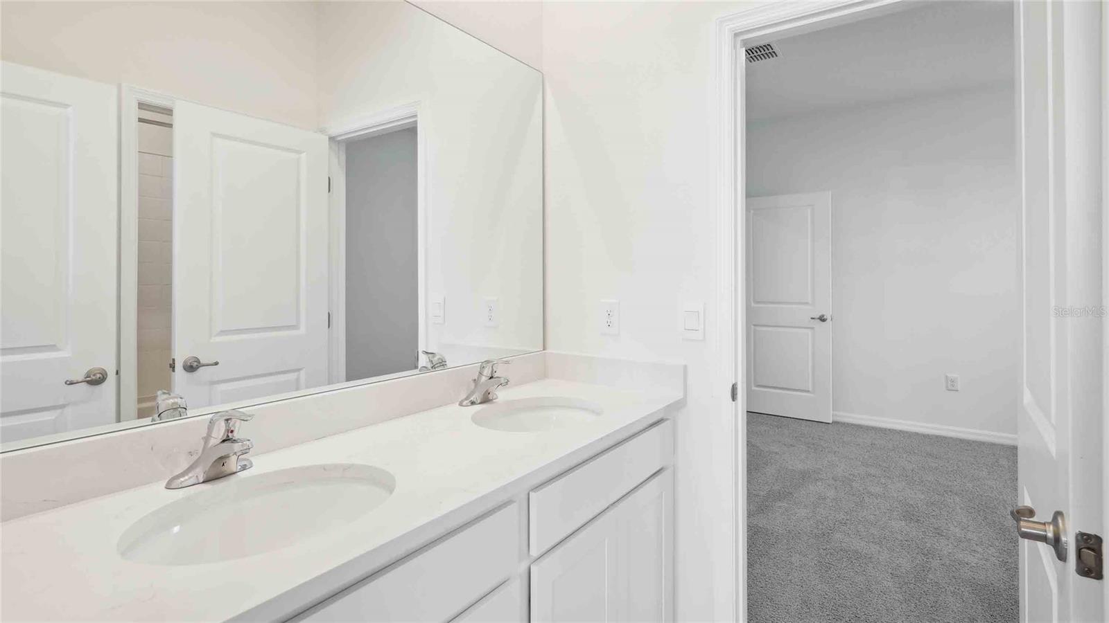 Image 20 of 22 For 6040 46th Drive