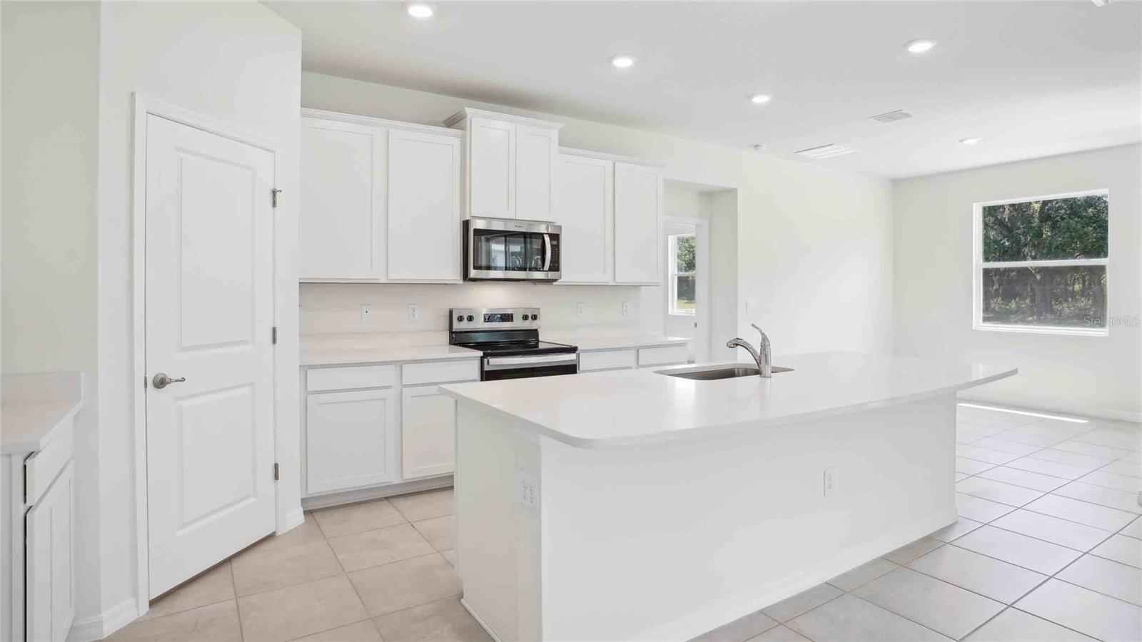 Image 8 of 22 For 6040 46th Drive