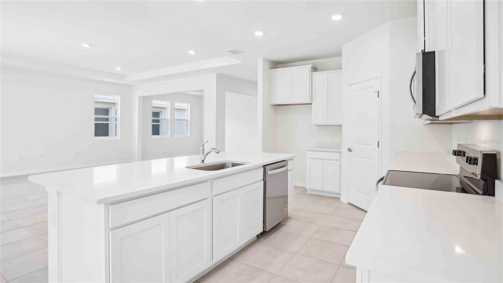 Image 9 of 22 For 6040 46th Drive