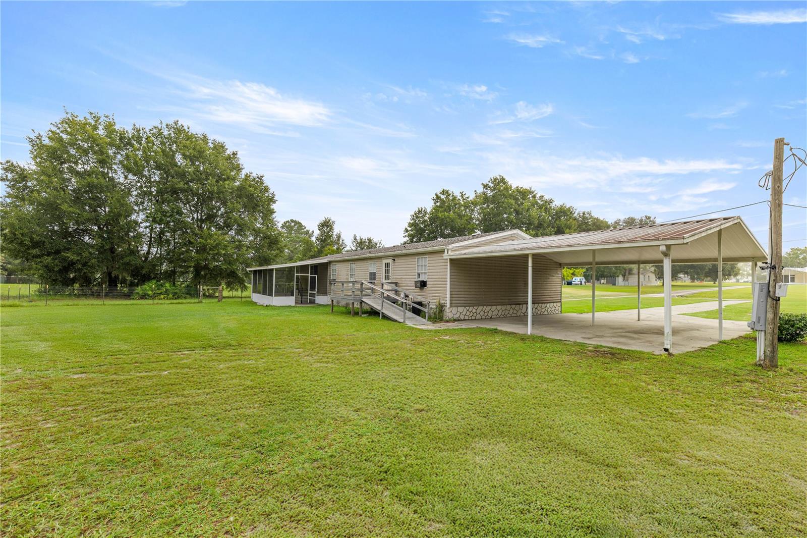 Image 4 of 27 For 4440 40th Avenue